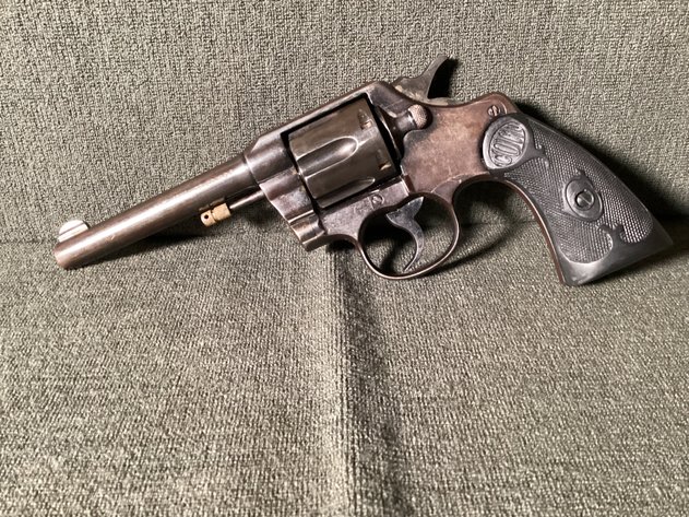 Image for Bobby Joe Pickett - Guns, Knives, and Ammo!