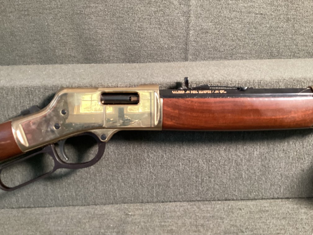 Image for Henry Repeater .44 Mag Lever Action Riflle w/ box