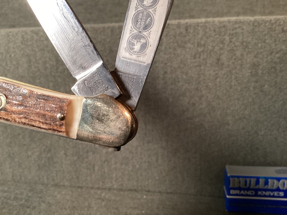 Image for Bulldog 2 Blade Knife