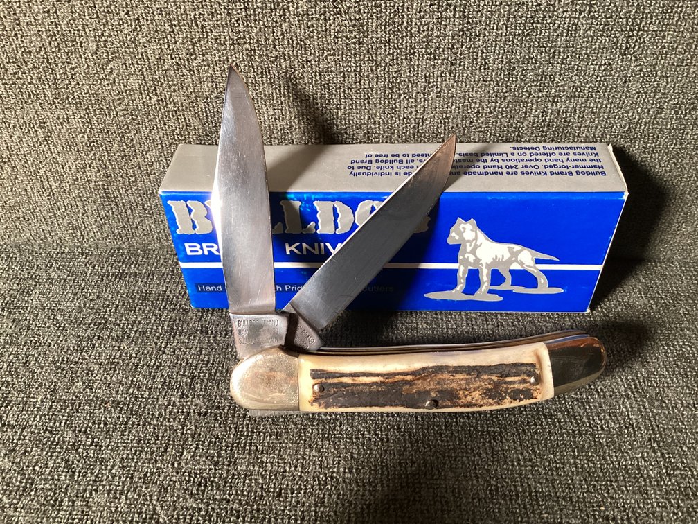 Image for Bulldog 2 Blade Knife