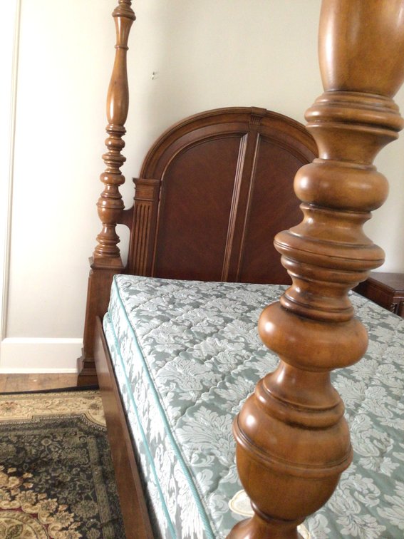 Image for 4-Poster Queen Bed