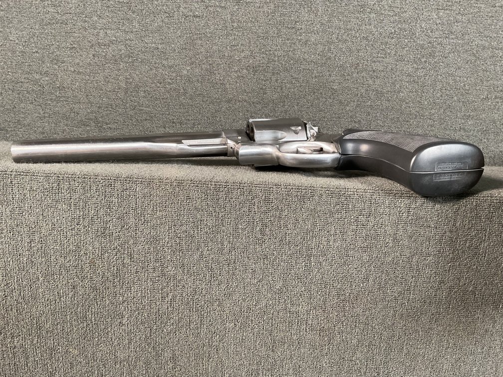 Image for Ruger RedHawk 44 Magnum 6-Shot Revolver w/ Box