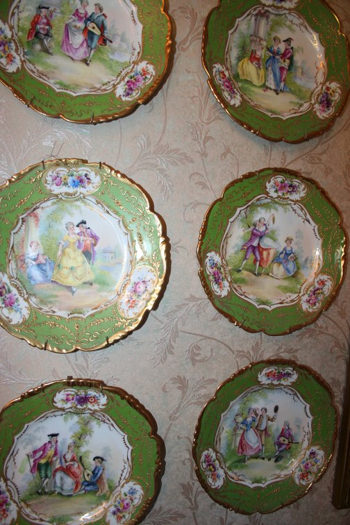 Image for Hand Painted Dresden Plates (6)