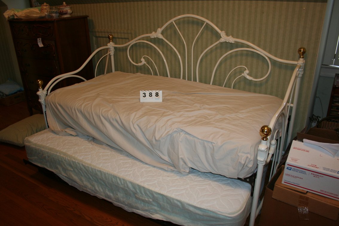 Image for Iron & Brass Trundle Day Bed