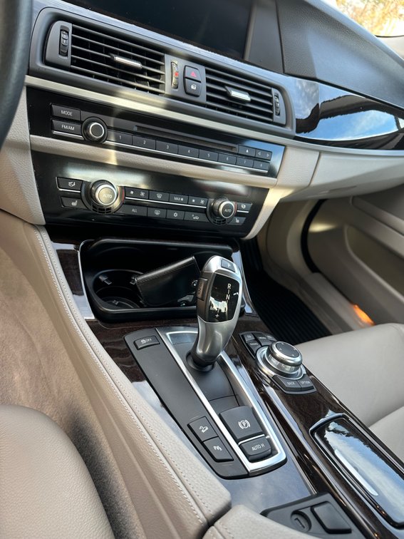 Image for 2011 BMW 5 series Passenger Car