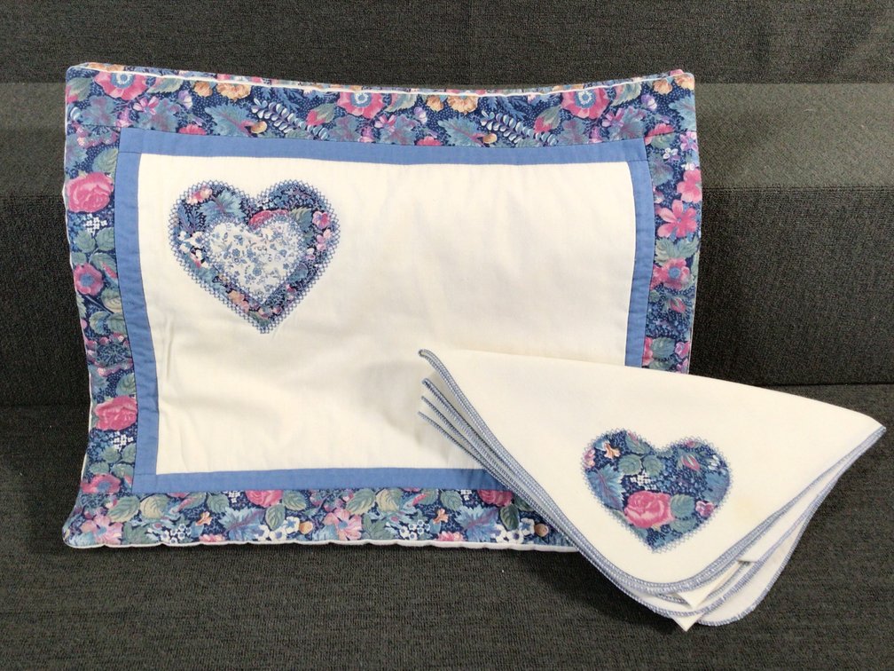 Image for Table Linen Lot