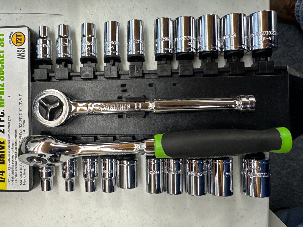 Image for Pittsburgh socket set with driver