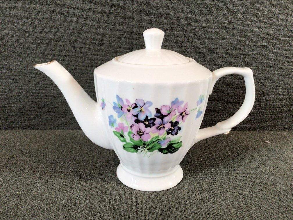 Image for Dessert Plates, Ice Bucket and Small Teapot