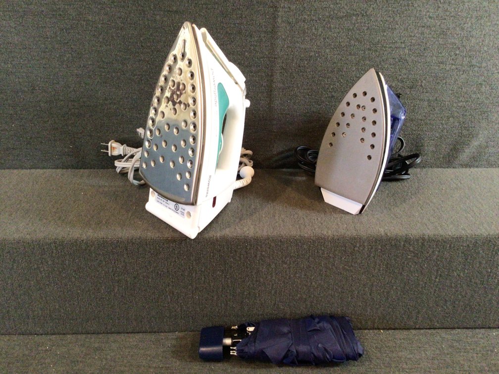 Image for 2 Electric Irons