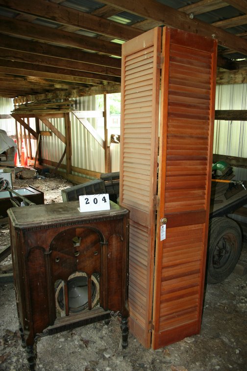 Image for Wooden Byfold / Wood Radio Cabinet