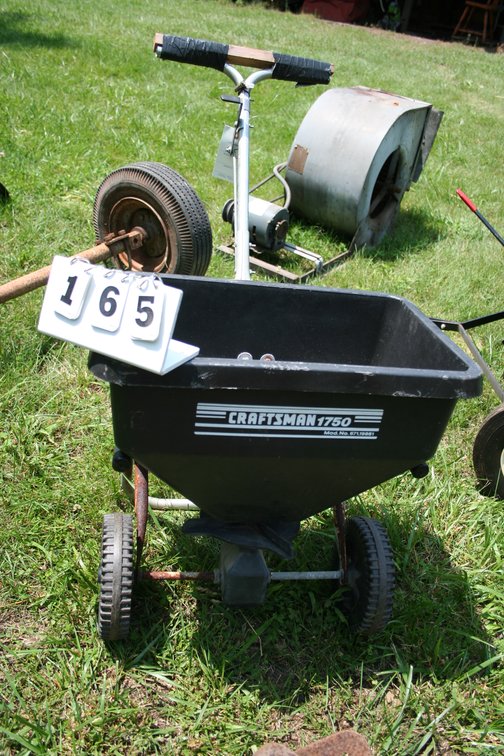 Image for Craftsman 1750 Spreader - Working