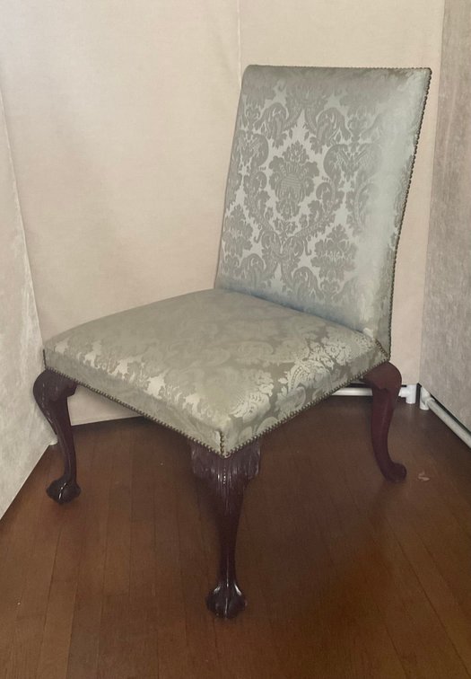 Image for Biggs Furniture Mahogany Chair