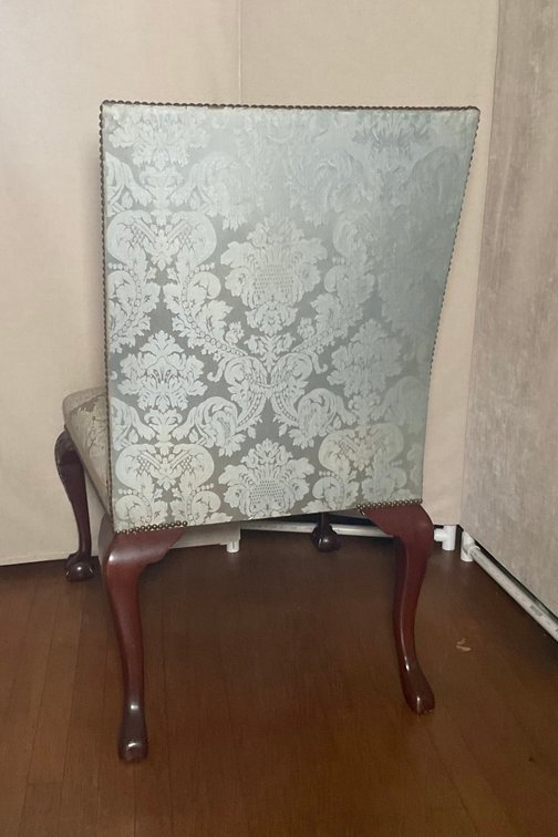 Image for Biggs Furniture Mahogany Chair
