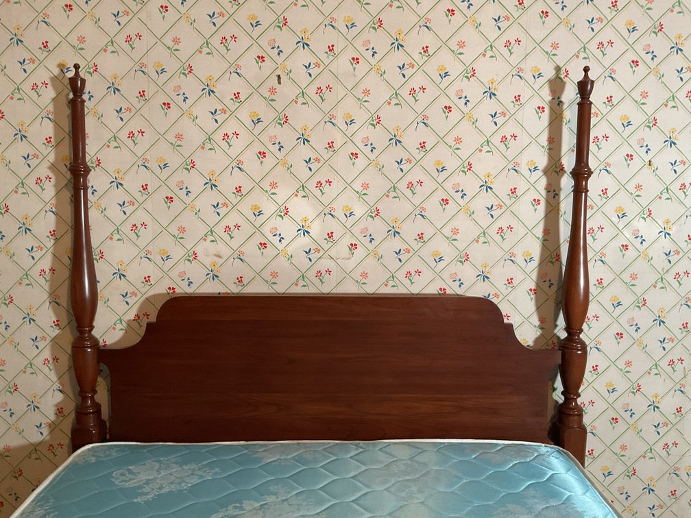 Image for Henkel Harris Solid Cherry Four Poster Bed