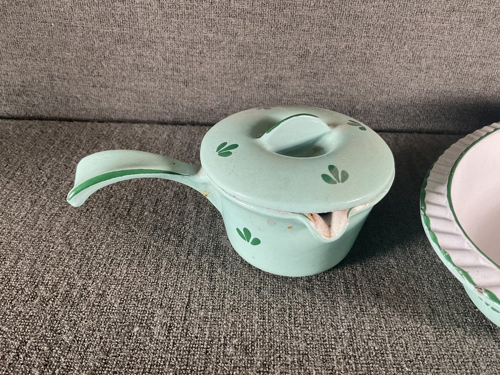 Image for Enameled Cast iron