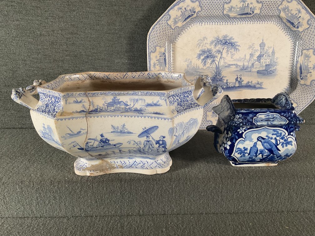 Image for Large But Damaged English Transfer Ware