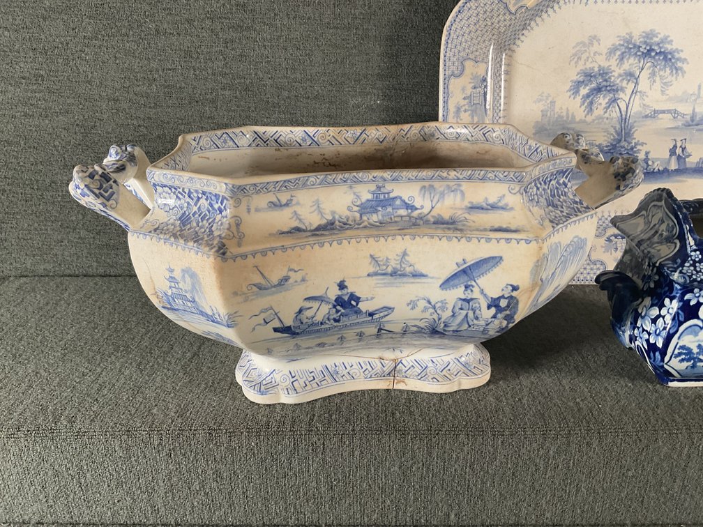 Image for Large But Damaged English Transfer Ware