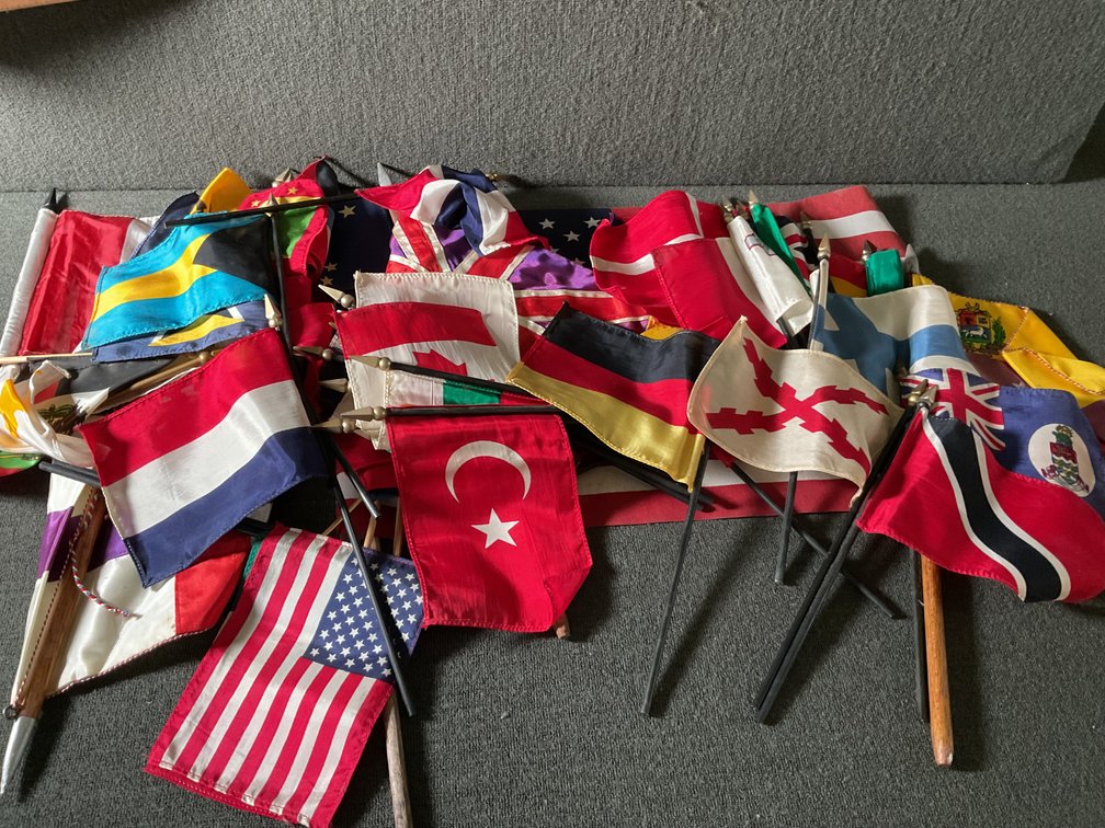 Image for Miniature flags of the World