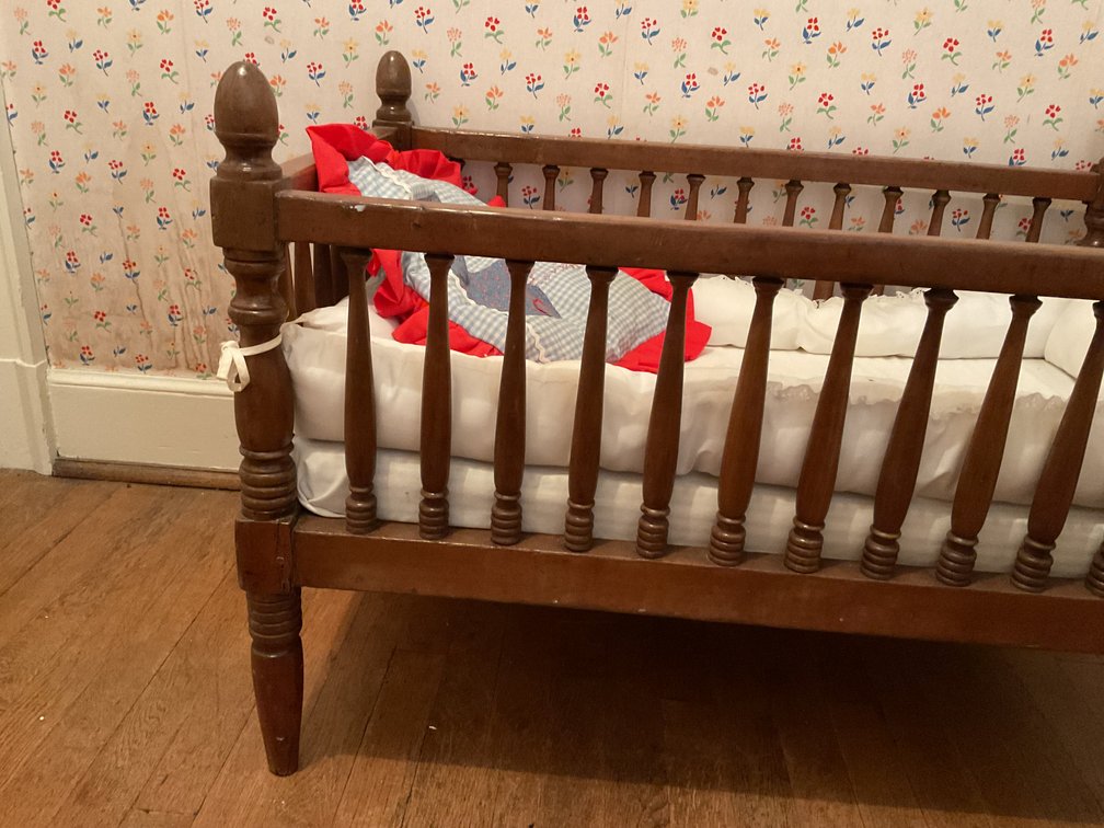 Image for Antique Crib