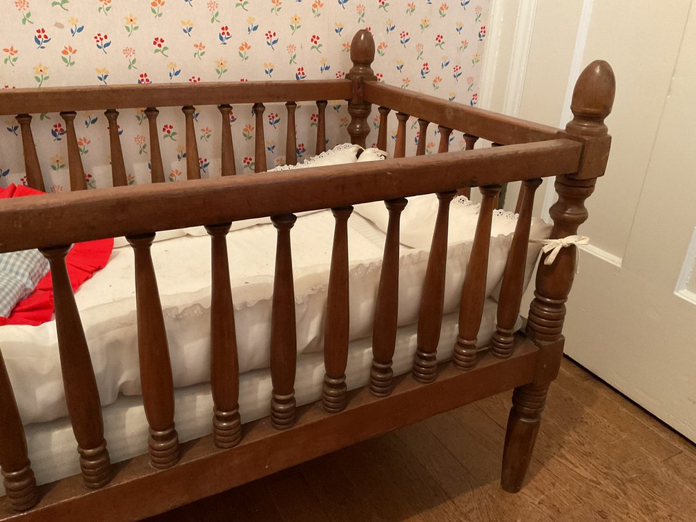 Image for Antique Crib