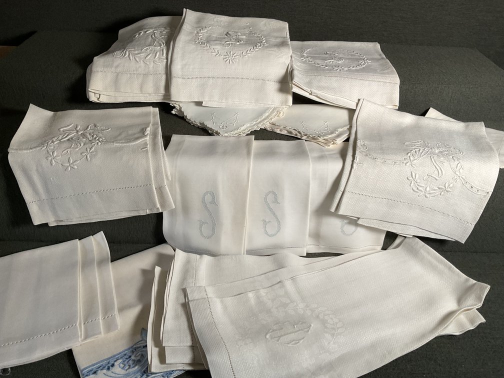 Image for Linen Towels and Napkins