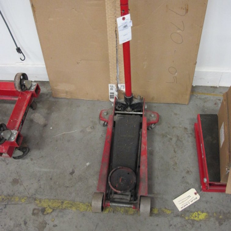 Image for 3-Ton Hydraulic Floor Jack