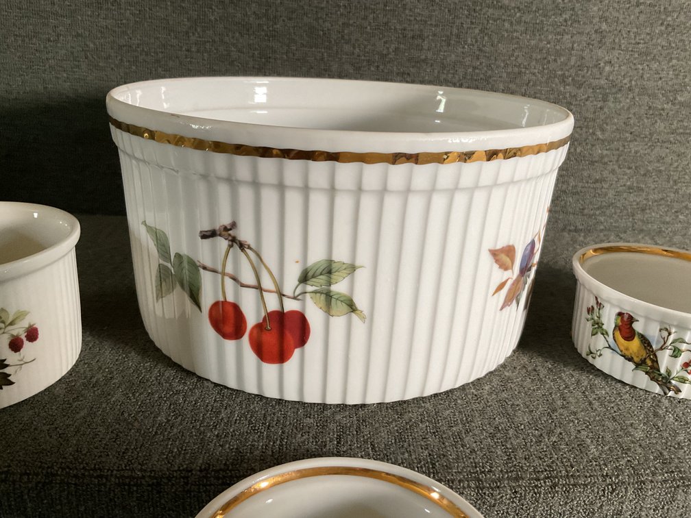 Image for Souffle’ Baker and Ramekins