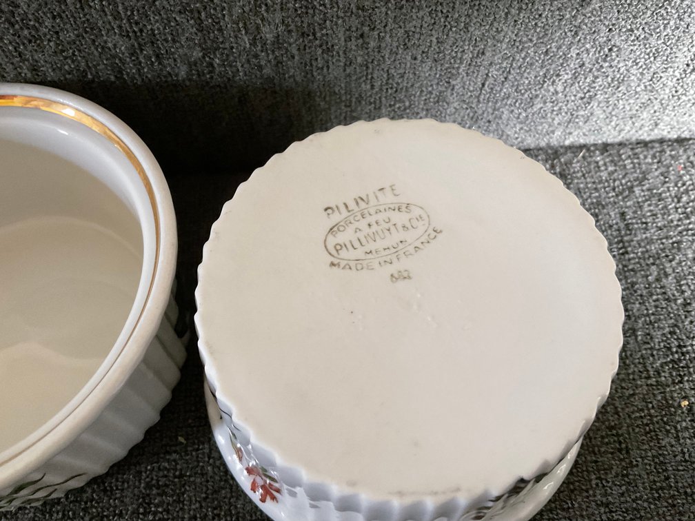 Image for Souffle’ Baker and Ramekins