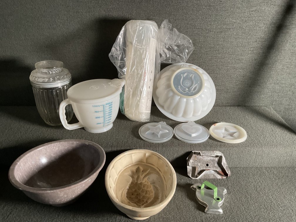 Image for Vintage Tupperware and More