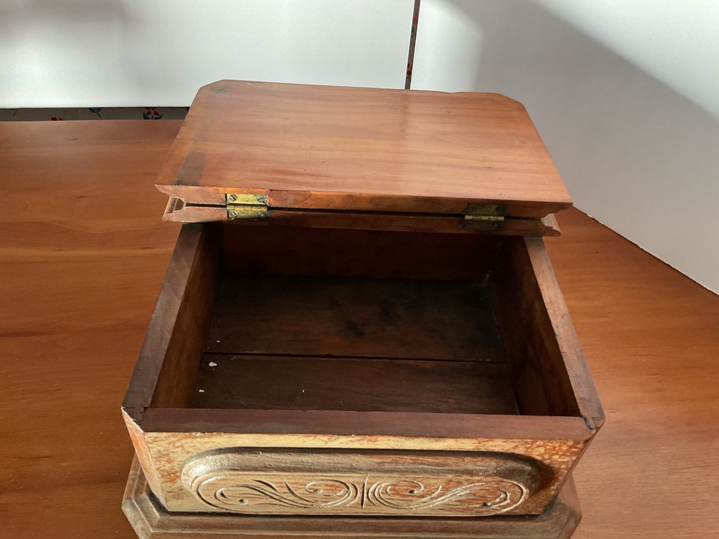 Image for Antique Stool, Glove Box, & Wash Basin