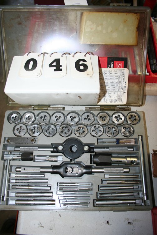Image for Craftsman Tap & Die Set 41 Piece (Metric)