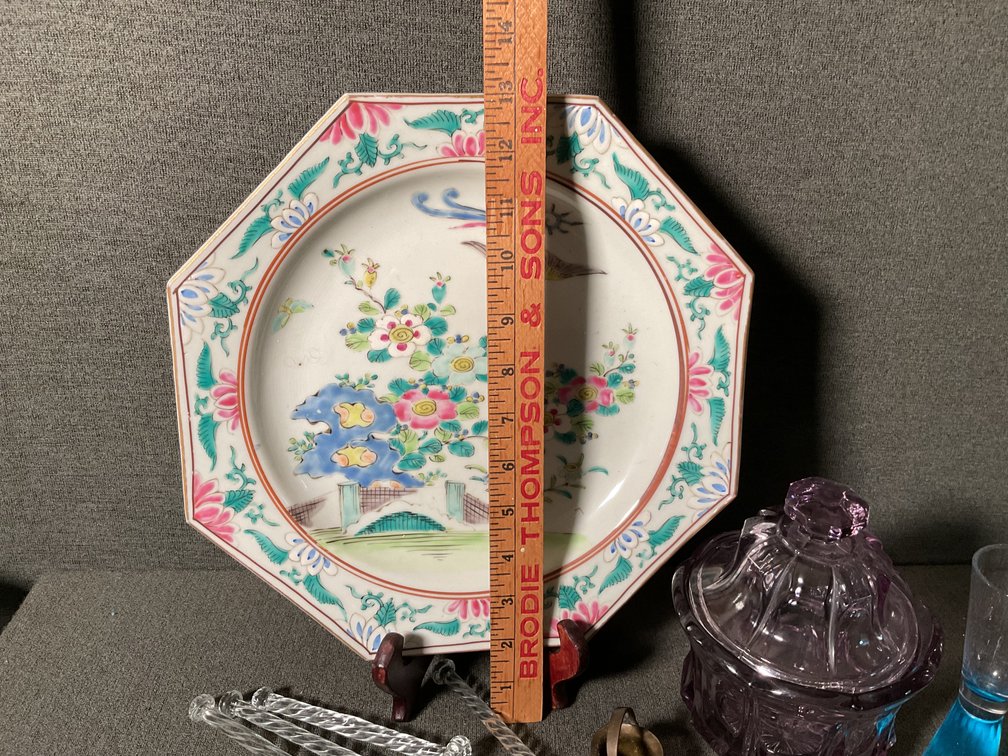 Image for Glass and Decor Lot