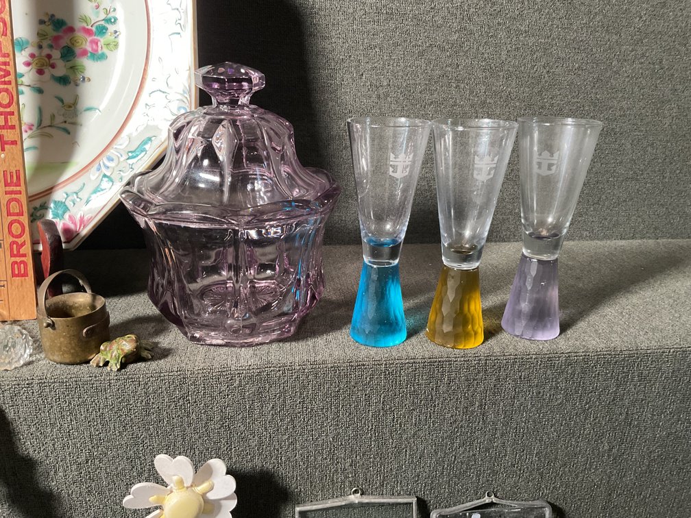 Image for Glass and Decor Lot