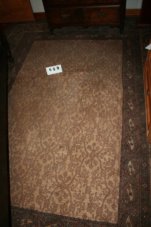 Image for 8 X 11 Rug (Fair Condition)