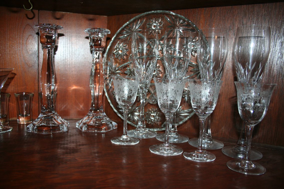 Image for Antique Crystal and Glassware
