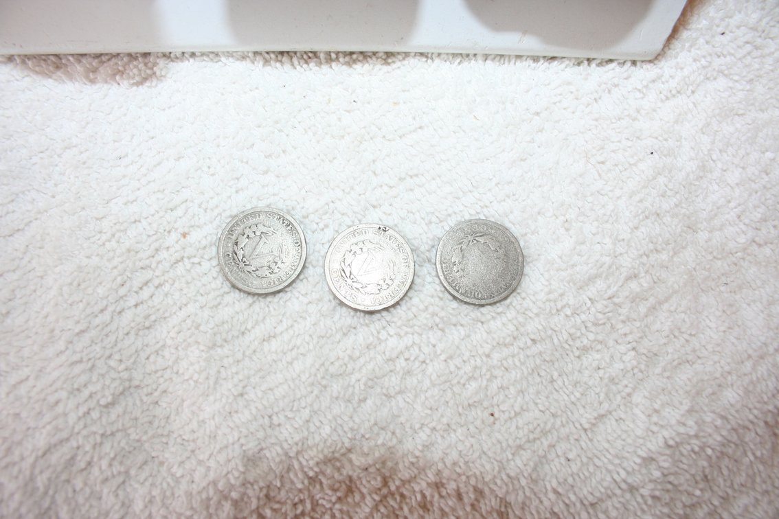 Image for 1908 Liberty Head V-Nickle  (3)
