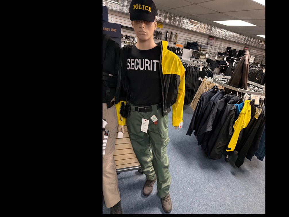 Image for Fully dressed mannequin