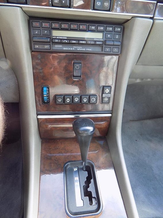 Image for 1989 Mercedes 560SL