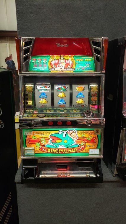 King Pulsar Ace Edition by Yamasa Slot Machine