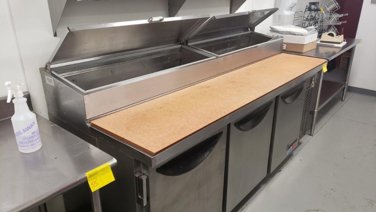 Victory Stainless Steel Pizza Prep Station with Refrigeration Model: VPT-88 Serial Number: D1416958