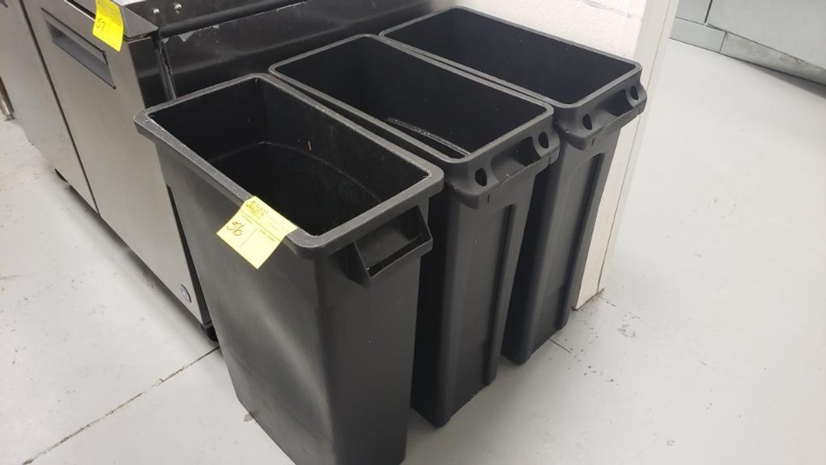 (3) Plastic Commercial Trashcans
