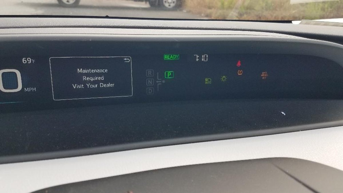 Image for 2020 Toyota Prius Liftback 5D Prime XLE
