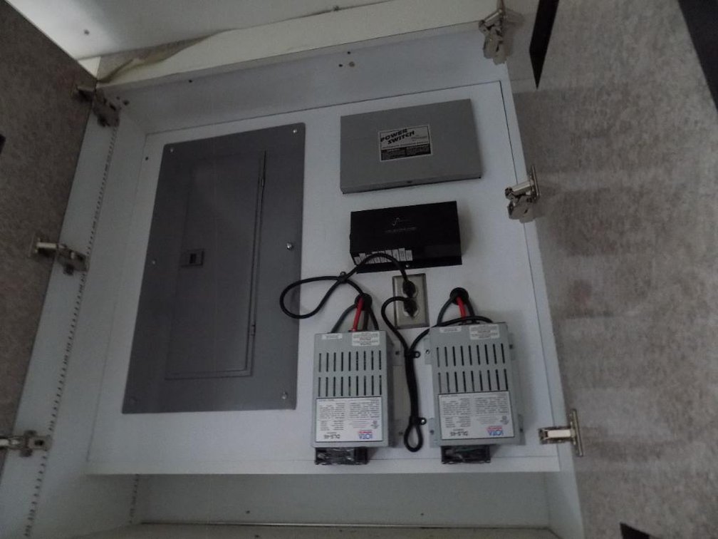 Image for 2000 I630 Featherlite Custom Trailer