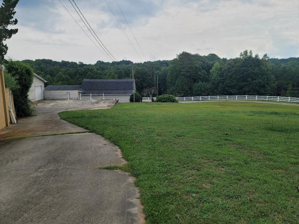 Image for Country Estate on 11.92 +/- Acres