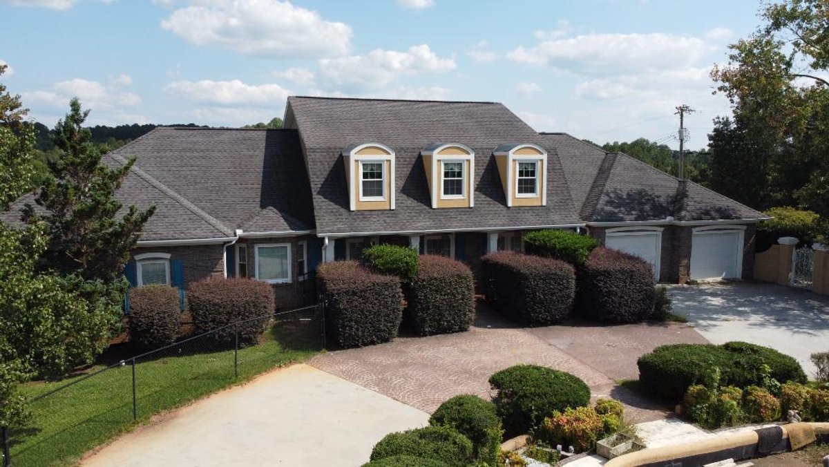 Image for Country Estate on 11.92 +/- Acres