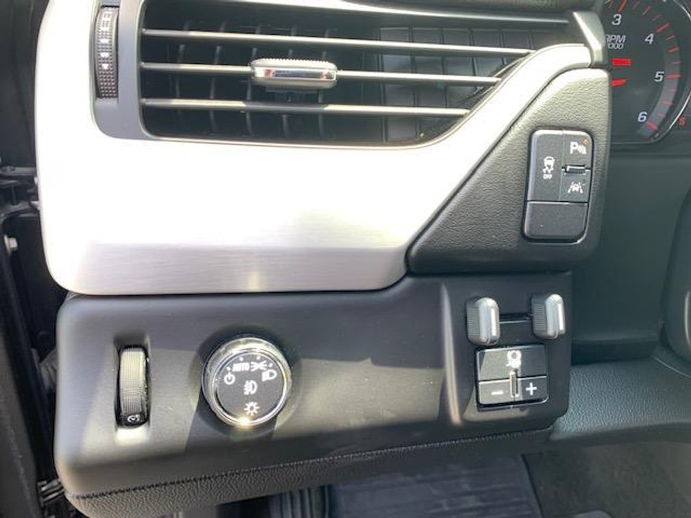 Image for 2016 GMC Yukon SLE