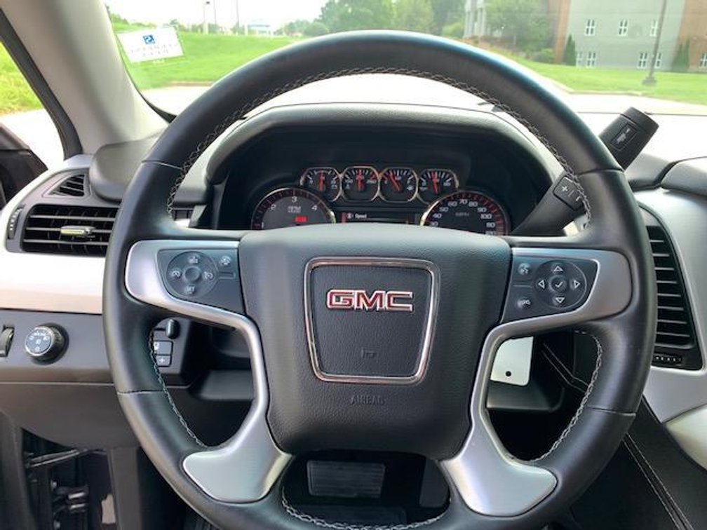Image for 2016 GMC Yukon SLE