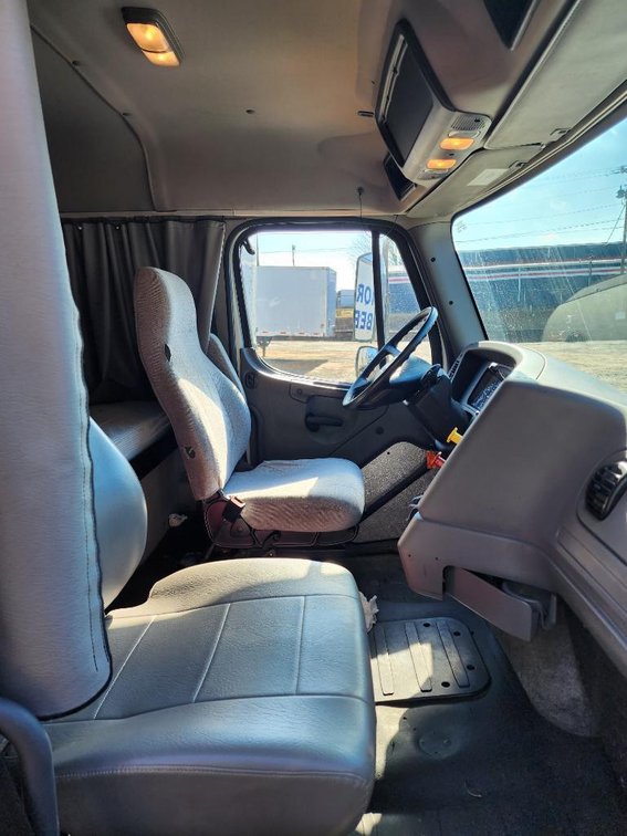 Image for Bank Seized 2019 Freightliner