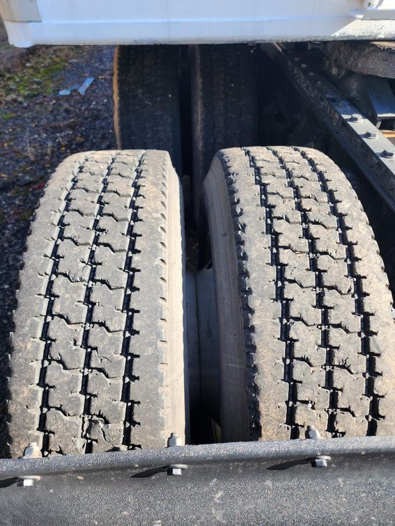 Image for Bank Seized 2019 Freightliner