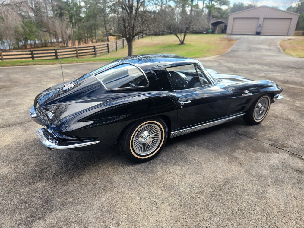 1963 Chevrolet Corvette - Split Window, Odometer Shows 22,139 Miles, ID No. GA5554